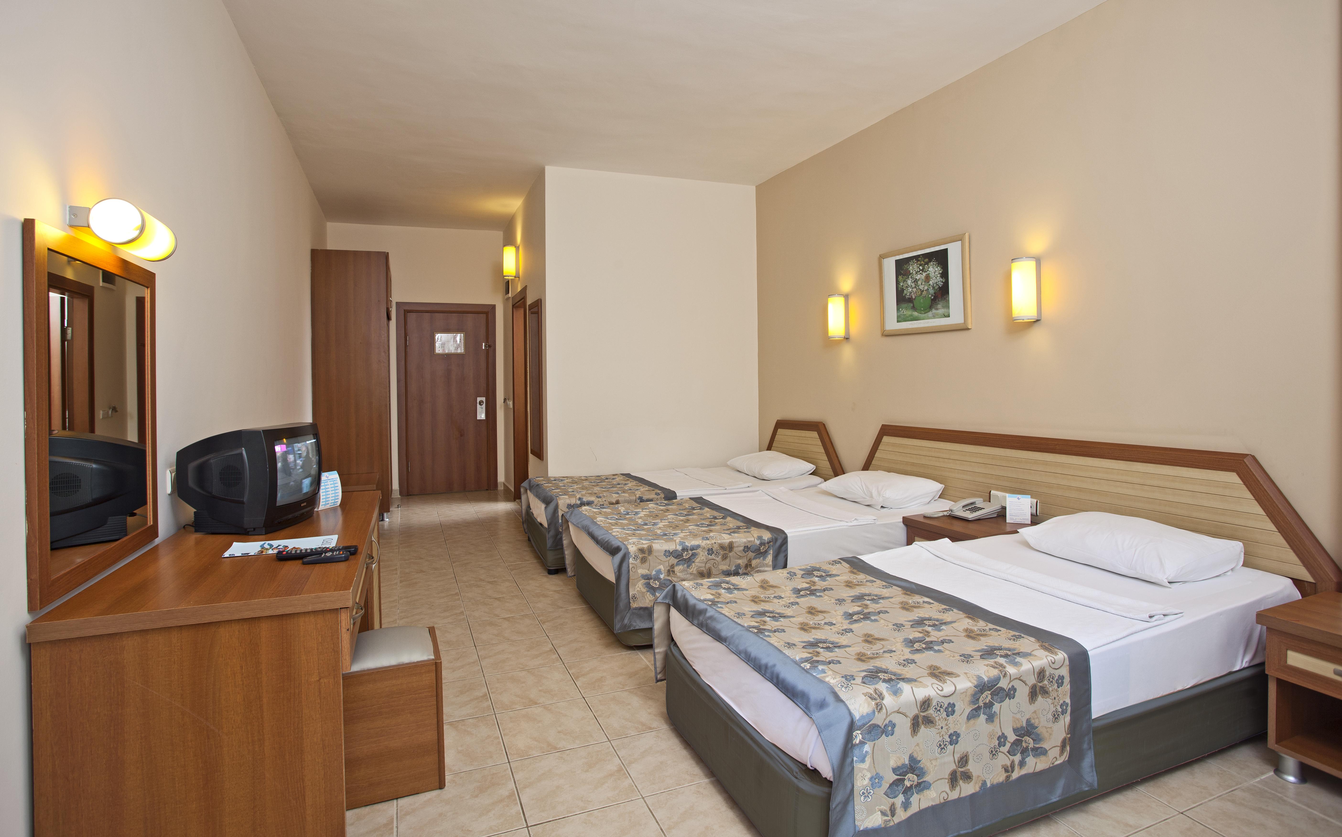 Hotel Titan Garden Ultra All Inclusive โคนัคคลึ ภายนอก รูปภาพ
